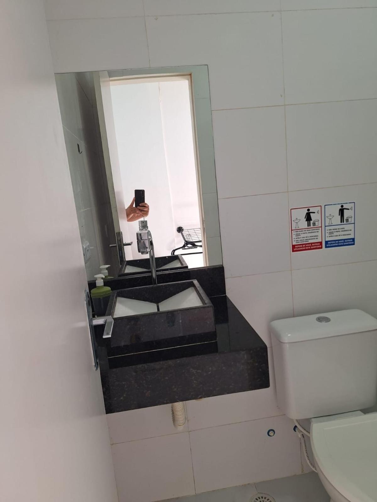 Pelo Sertao Hostel Пираняс Екстериор снимка