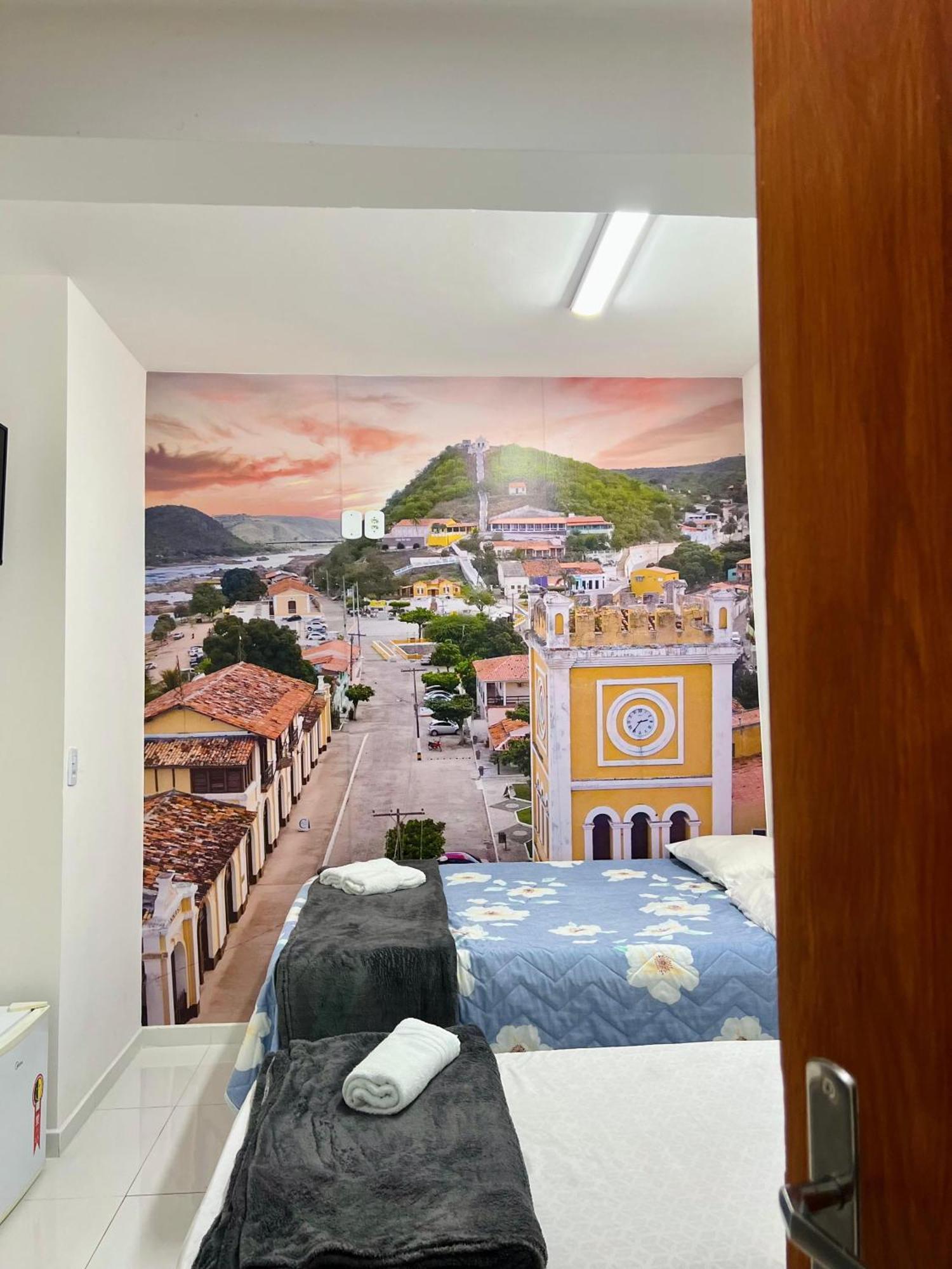Pelo Sertao Hostel Пираняс Екстериор снимка