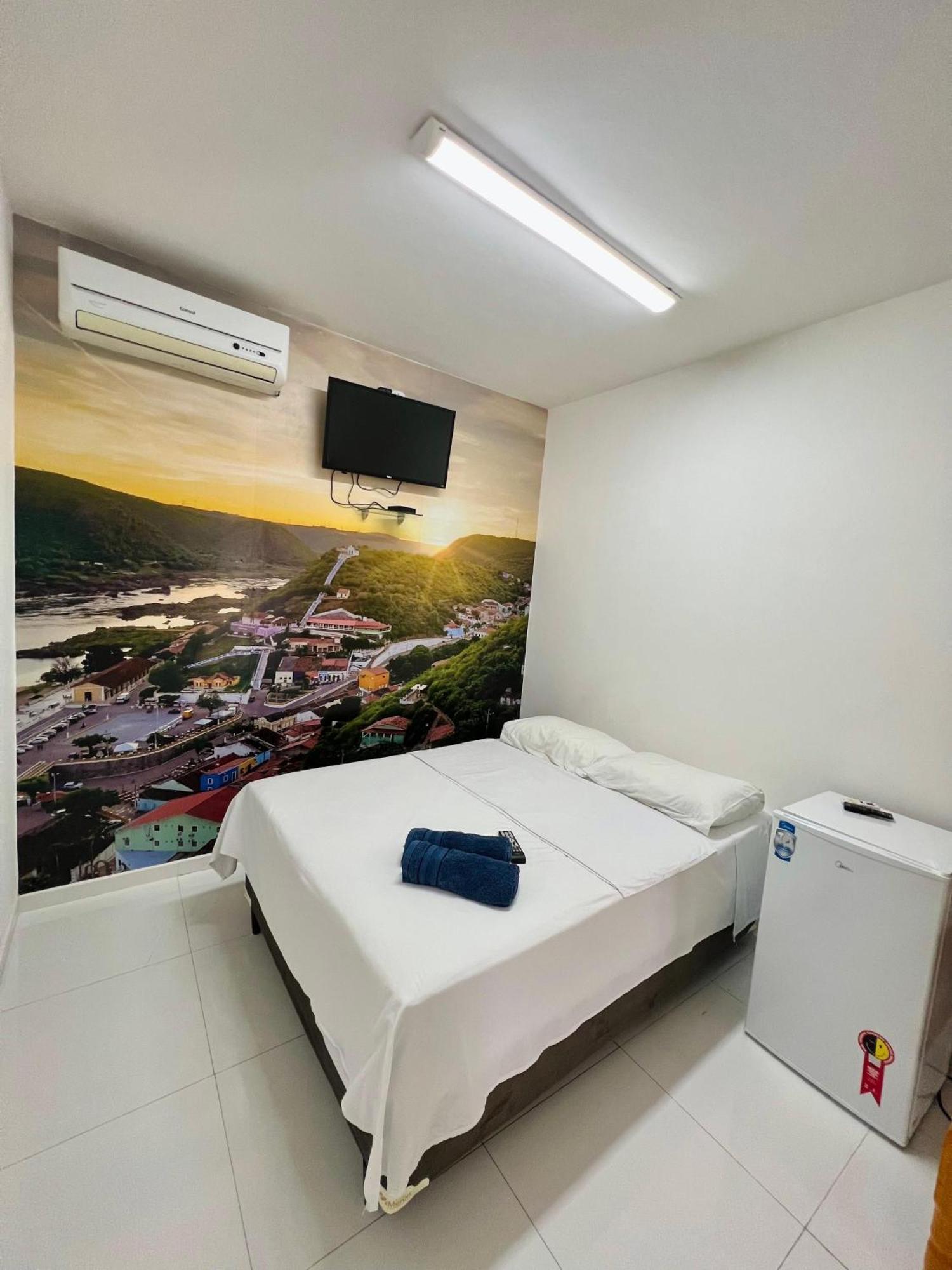 Pelo Sertao Hostel Пираняс Екстериор снимка